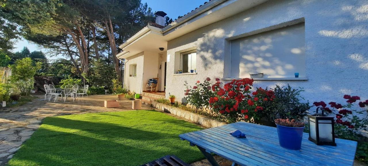 Entre Pinos Y Medusas Appartamento Pedrezuela Esterno foto